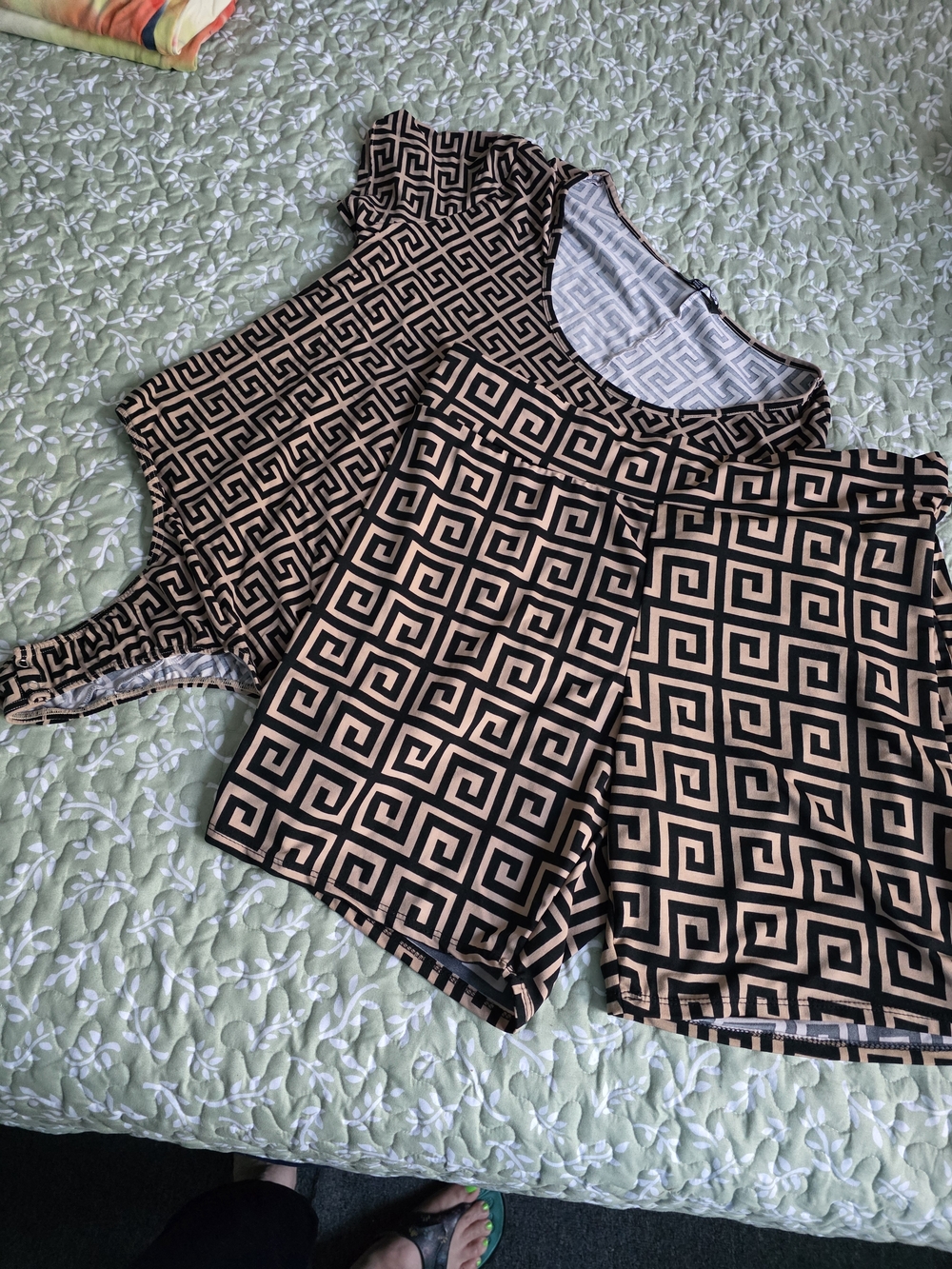 Geometric Print Two-Piece Set in Black & Beige